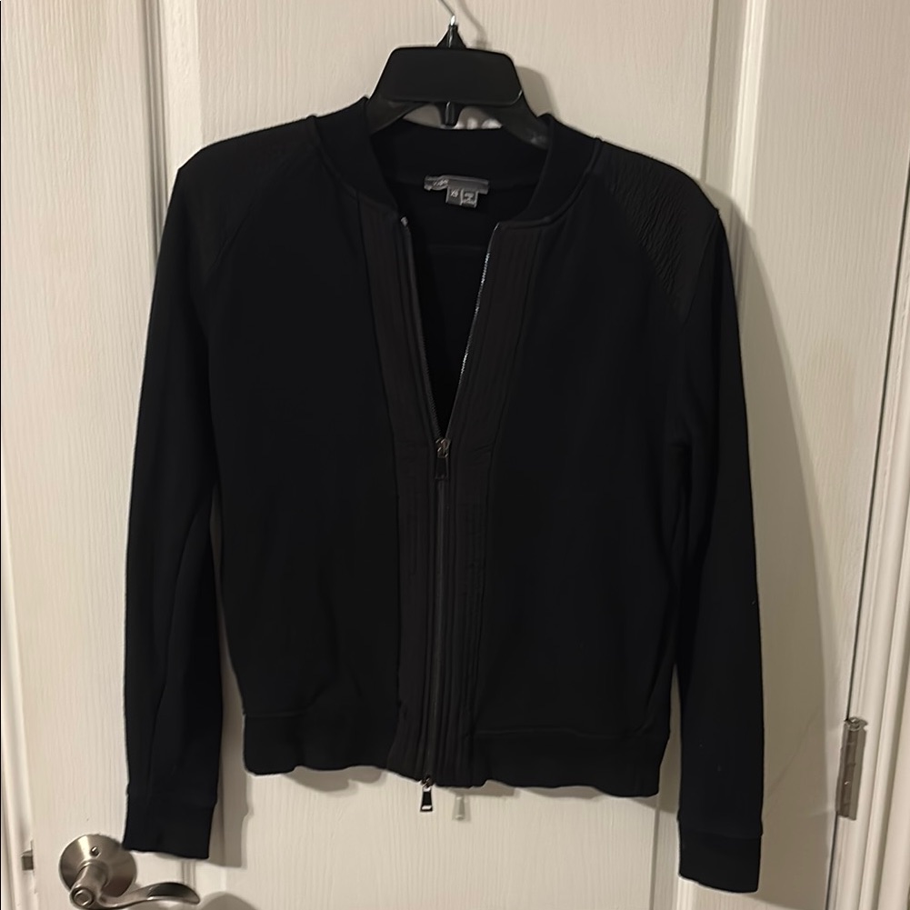 Black Women's Jacket Xs